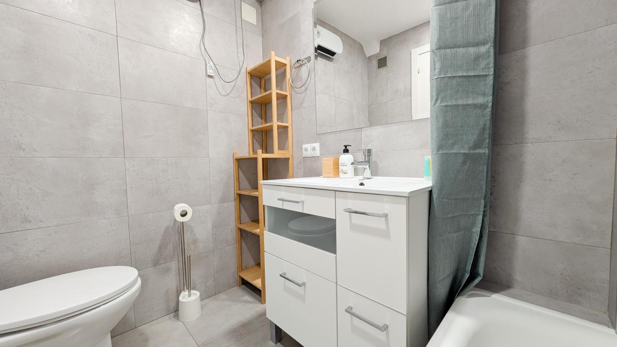 Pintor Sorolla Sea Front Apartment Μπένιντορμ Εξωτερικό φωτογραφία