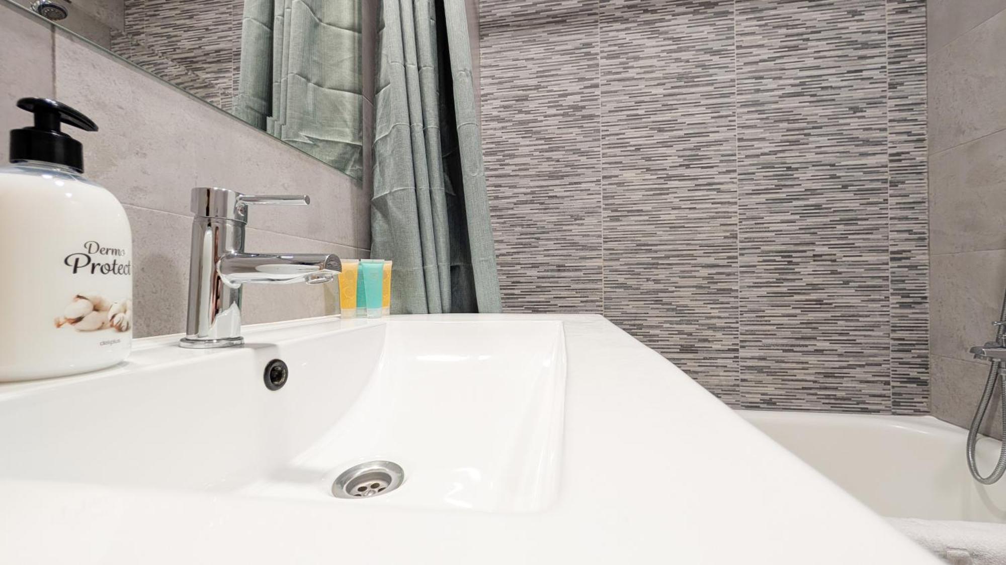 Pintor Sorolla Sea Front Apartment Μπένιντορμ Εξωτερικό φωτογραφία